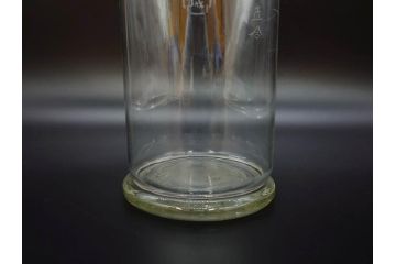 戦前　一升　ガラス　レトロな雰囲気が魅力のメスシリンダー(ビーカー、ガラスビン、硝子瓶、実験器具、枡、液量計)(R-076301)