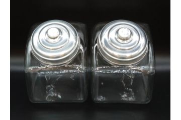 アンティーク雑貨　アルミ蓋　駄菓子屋さんにあるような昔懐かしいガラス瓶2個セット(菓子瓶、ガラスビン、硝子、キャニスター、フタ付き)(R-076303)