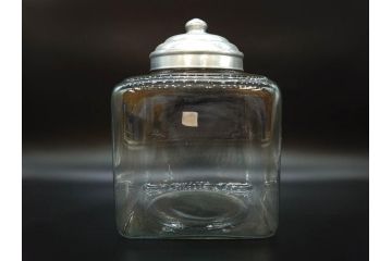 アンティーク雑貨　当時物　デッドストック　アルミ蓋　大・小　お洒落なディスプレイが叶うレトロなガラス瓶2個セット(角型、角瓶、キャニスター、ガラスビン、菓子瓶、硝子、フタ付き)(R-076304)