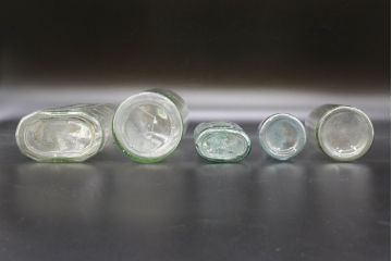 大正〜昭和初期　お洒落なディスプレイに活躍するガラス瓶5点セット(ボトル、ガラスビン、硝子、薬瓶、花瓶、花入、花器)(R-076307)