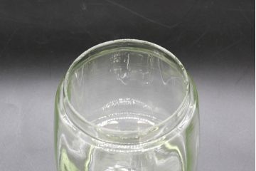 昭和レトロ　当時物　大正〜昭和初期　アルミ蓋　昔懐かしい雰囲気漂うガラス瓶2個セット(キャニスター、ガラスビン、硝子、菓子瓶)(R-076308)