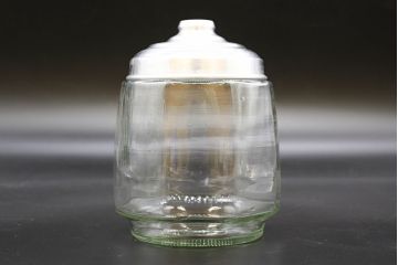 昭和レトロ　当時物　大正〜昭和初期　アルミ蓋　昔懐かしい雰囲気漂うガラス瓶2個セット(キャニスター、ガラスビン、硝子、菓子瓶)(R-076308)