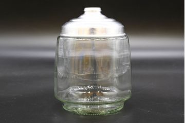 昭和レトロ　当時物　大正〜昭和初期　アルミ蓋　昔懐かしい雰囲気漂うガラス瓶2個セット(キャニスター、ガラスビン、硝子、菓子瓶)(R-076308)
