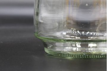 昭和レトロ　当時物　大正〜昭和初期　アルミ蓋　昔懐かしい雰囲気漂うガラス瓶2個セット(キャニスター、ガラスビン、硝子、菓子瓶)(R-076308)