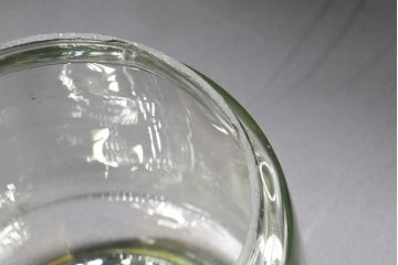 昭和レトロ　当時物　大正〜昭和初期　アルミ蓋　昔懐かしい雰囲気漂うガラス瓶2個セット(キャニスター、ガラスビン、硝子、菓子瓶)(R-076308)