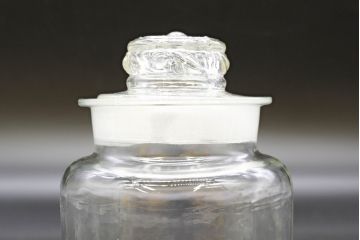 昭和レトロ　大・小　様々な用途に使える蓋付きガラス瓶5個セット(キャニスター、ガラスビン、硝子、菓子瓶)(R-076309)