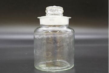 昭和レトロ　大・小　様々な用途に使える蓋付きガラス瓶5個セット(キャニスター、ガラスビン、硝子、菓子瓶)(R-076309)