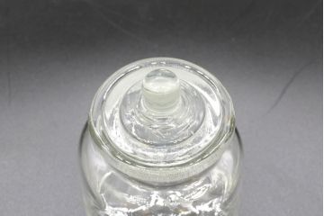 昭和レトロ　大・小　様々な用途に使える蓋付きガラス瓶5個セット(キャニスター、ガラスビン、硝子、菓子瓶)(R-076309)