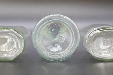 大正〜昭和初期　お洒落なディスプレイに活躍するガラス瓶5点セット(ボトル、ガラスビン、硝子、薬瓶、花瓶、花入、花器)(R-076310)