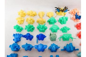 昭和レトロ　当時物　BANDAI　バンダイ　SDガンダム　武器　パーツ　ガン消し　まとめて71個セット(GUNDAM、消しゴム、ガシャポン、フィギュア、おもちゃ、オモチャ、玩具)(R-076317)