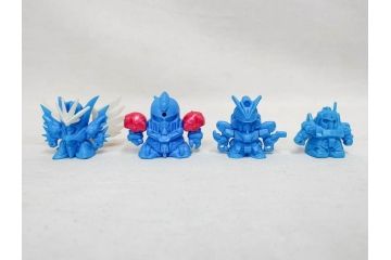 昭和レトロ　当時物　BANDAI　バンダイ　SDガンダム　武器　パーツ　ガン消し　まとめて71個セット(GUNDAM、消しゴム、ガシャポン、フィギュア、おもちゃ、オモチャ、玩具)(R-076317)