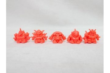 昭和レトロ　当時物　BANDAI　バンダイ　SDガンダム　武器　パーツ　ガン消し　まとめて71個セット(GUNDAM、消しゴム、ガシャポン、フィギュア、おもちゃ、オモチャ、玩具)(R-076317)