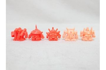 昭和レトロ　当時物　BANDAI　バンダイ　SDガンダム　武器　パーツ　ガン消し　まとめて71個セット(GUNDAM、消しゴム、ガシャポン、フィギュア、おもちゃ、オモチャ、玩具)(R-076317)