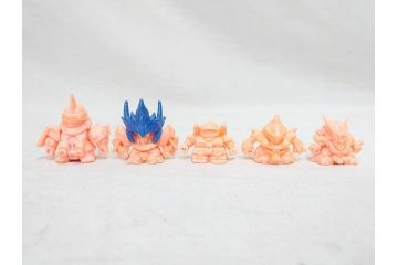 昭和レトロ　当時物　BANDAI　バンダイ　SDガンダム　武器　パーツ　ガン消し　まとめて71個セット(GUNDAM、消しゴム、ガシャポン、フィギュア、おもちゃ、オモチャ、玩具)(R-076317)