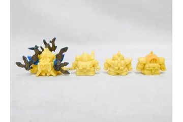 昭和レトロ　当時物　BANDAI　バンダイ　SDガンダム　武器　パーツ　ガン消し　まとめて71個セット(GUNDAM、消しゴム、ガシャポン、フィギュア、おもちゃ、オモチャ、玩具)(R-076317)