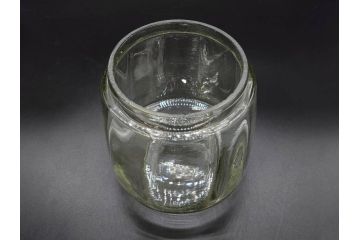 昭和レトロ　当時物　大正〜昭和初期　アルミ蓋　昔懐かしい雰囲気漂うガラス瓶3個セット(キャニスター、ガラスビン、硝子、菓子瓶、フタ付き)(R-076319)
