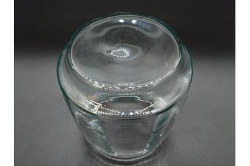 昭和レトロ　当時物　大正〜昭和初期　アルミ蓋　昔懐かしい雰囲気漂うガラス瓶3個セット(キャニスター、ガラスビン、硝子、菓子瓶、フタ付き)(R-076319)