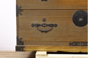 和製アンティーク　特注!!　上手物!!　明治〜大正　時代を感じさせない上質な造り込みの総桐二本松箪笥ローボード(ローチェスト、引き出し、衣装箪笥、整理タンス、テレビ台、テレビボード)(R-076321)