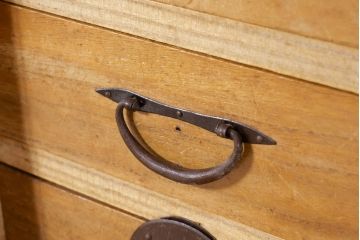 和製アンティーク　特注!!　上手物!!　明治〜大正　時代を感じさせない上質な造り込みの総桐二本松箪笥ローボード(ローチェスト、引き出し、衣装箪笥、整理タンス、テレビ台、テレビボード)(R-076322)