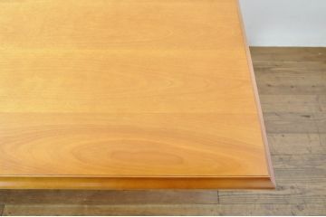 中古　美品　横浜クラシック家具　ダニエル(daniel)　LD(エルディー)シリーズ　A-321　どっしりとした佇まいで風格漂うダイニングテーブル(6人掛け、4人掛け、食卓)(R-076323)