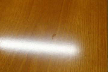 中古　美品　横浜クラシック家具ダニエル(Daniel)　LD(エルディー)シリーズ　A-321　どっしりとした重厚感のあるダイニングテーブル　(R-076323)