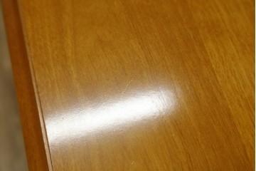 中古　美品　横浜クラシック家具ダニエル(Daniel)　LD(エルディー)シリーズ　A-321　どっしりとした重厚感のあるダイニングテーブル　(R-076323)
