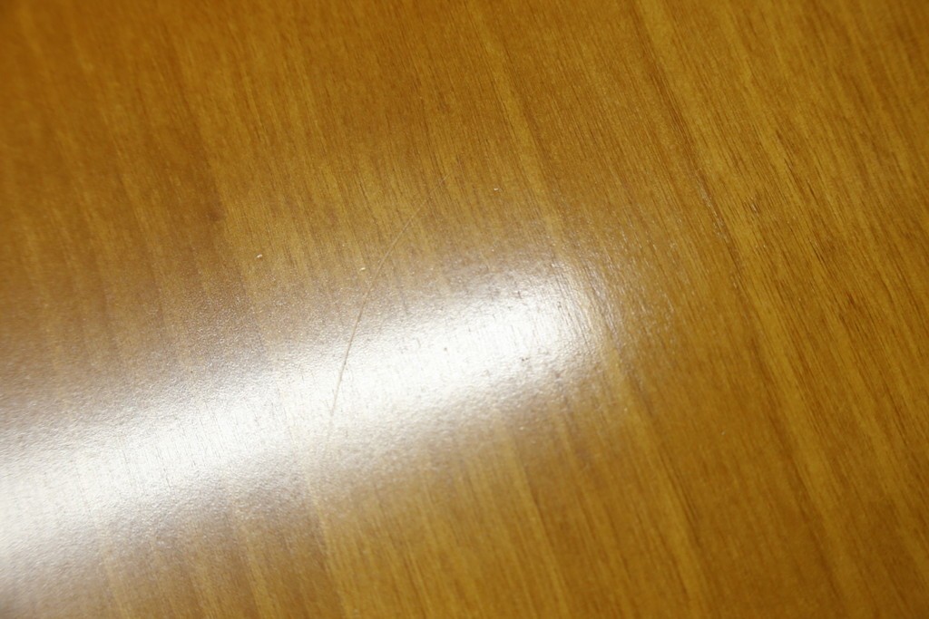中古　美品　横浜クラシック家具ダニエル(Daniel)　LD(エルディー)シリーズ　A-321　どっしりとした重厚感のあるダイニングテーブル　(R-076323)