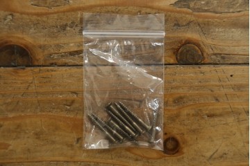 中古　美品　横浜クラシック家具ダニエル(Daniel)　LD(エルディー)シリーズ　A-321　どっしりとした重厚感のあるダイニングテーブル　(R-076323)