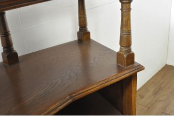 イギリスビンテージ　Old Charm(オールドチャーム)　クラシカルな佇まいで大人な雰囲気を演出するバーカウンター(カウンターテーブル、キッチンカウンター、収納棚、ヴィンテージ、英国)(R-076325)