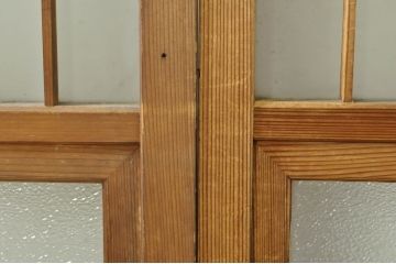 アンティーク建具　レトロな空間を演出する格子入りガラス戸2枚セット(引き戸、格子戸、ガラス帯戸)(R-076326)