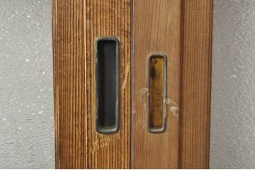 アンティーク建具　レトロな空間を演出する格子入りガラス戸2枚セット(引き戸、格子戸、ガラス帯戸)(R-076326)