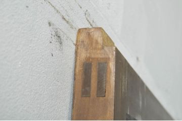 アンティーク建具　レトロな空間作りにおすすめなモールガラス入りガラス戸(引き戸)(R-076330)