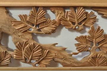 アンティーク建具　和の雰囲気を高める松と鷹の彫刻欄間2枚セット(明り取り、明かり取り)(R-076335)