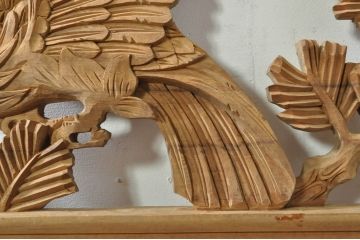 アンティーク建具　和の雰囲気を高める松と鷹の彫刻欄間2枚セット(明り取り、明かり取り)(R-076335)