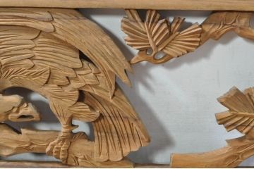 アンティーク建具　和の雰囲気を高める松と鷹の彫刻欄間2枚セット(明り取り、明かり取り)(R-076335)