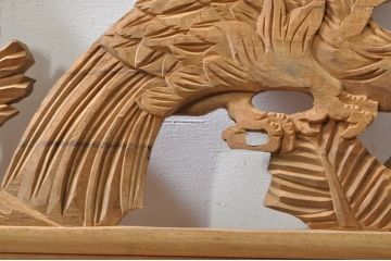 アンティーク建具　和の雰囲気を高める松と鷹の彫刻欄間2枚セット(明り取り、明かり取り)(R-076335)