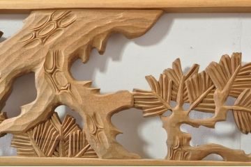 アンティーク建具　和の雰囲気を高める松と鷹の彫刻欄間2枚セット(明り取り、明かり取り)(R-076335)