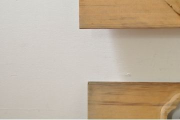 アンティーク建具　和の雰囲気を高める松と鷹の彫刻欄間2枚セット(明り取り、明かり取り)(R-076335)