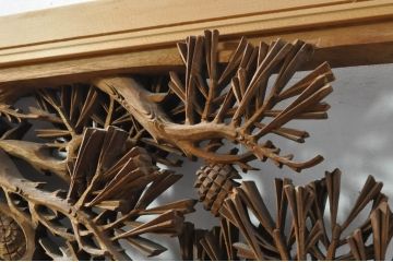 アンティーク建具　井波彫刻　秀山之作　力強い松の図柄が美しい彫刻欄間2枚セット(明り取り、明かり取り)(R-076336)