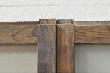 アンティーク建具　レトロ空間におすすめ!素朴な木味が魅力的なガラス窓2枚セット(引き戸、ガラス戸)(R-076339)