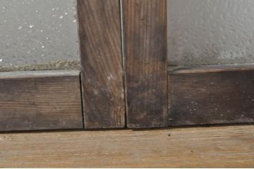 アンティーク建具　レトロ空間におすすめ!素朴な木味が魅力的なガラス窓2枚セット(引き戸、ガラス戸)(R-076339)