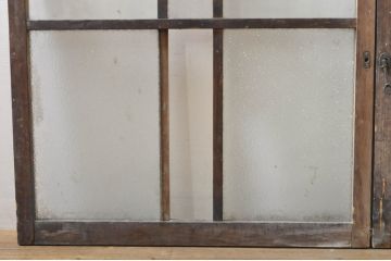 アンティーク建具　レトロ空間におすすめ!素朴な木味が魅力的なガラス窓2枚セット(引き戸、ガラス戸)(R-076340)