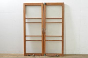 アンティーク建具　ペイント仕上げ限定　レトロな空間づくりにおすすめの両開き窓1対2枚セット(ガラス窓、ガラス戸、ガラス扉)(R-076347)