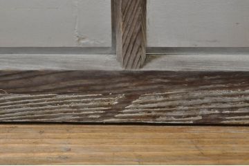 アンティーク建具　レトロ空間におすすめ!素朴な木味が魅力的なガラス窓4枚セット(引き戸、ガラス戸)(R-076350)