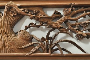 アンティーク建具　井波彫刻　巧記富吉作　繊細な四君子(蘭・菊・梅・竹)のデザインが目を惹く両面彫刻欄間2枚セット(R-076354)