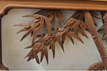 アンティーク建具　井波彫刻　巧記富吉作　繊細な四君子(蘭・菊・梅・竹)のデザインが目を惹く両面彫刻欄間2枚セット(R-076354)