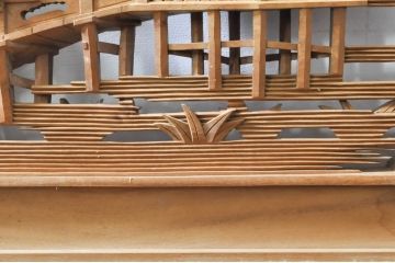 アンティーク建具　井波彫刻　壽山作　松の木と風情ある風景の図柄が美しい両面彫刻欄間2枚セット(明かり取り、明り取り)(R-076355)