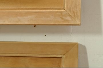 アンティーク建具　井波彫刻　壽山作　松の木と風情ある風景の図柄が美しい両面彫刻欄間2枚セット(明かり取り、明り取り)(R-076355)