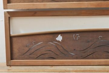 アンティーク建具　かわいらしい波千鳥の透かし彫り入り欄間2枚セット(明り取り、明かり取り)(R-076357)