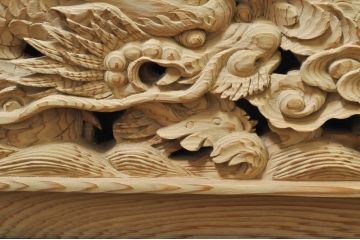 ビンテージ建具　杉(スギ)材　躍動感ある龍(竜)が見事な両面彫刻欄間2枚セット(明かり取り、明り取り、ヴィンテージ)(R-076362)